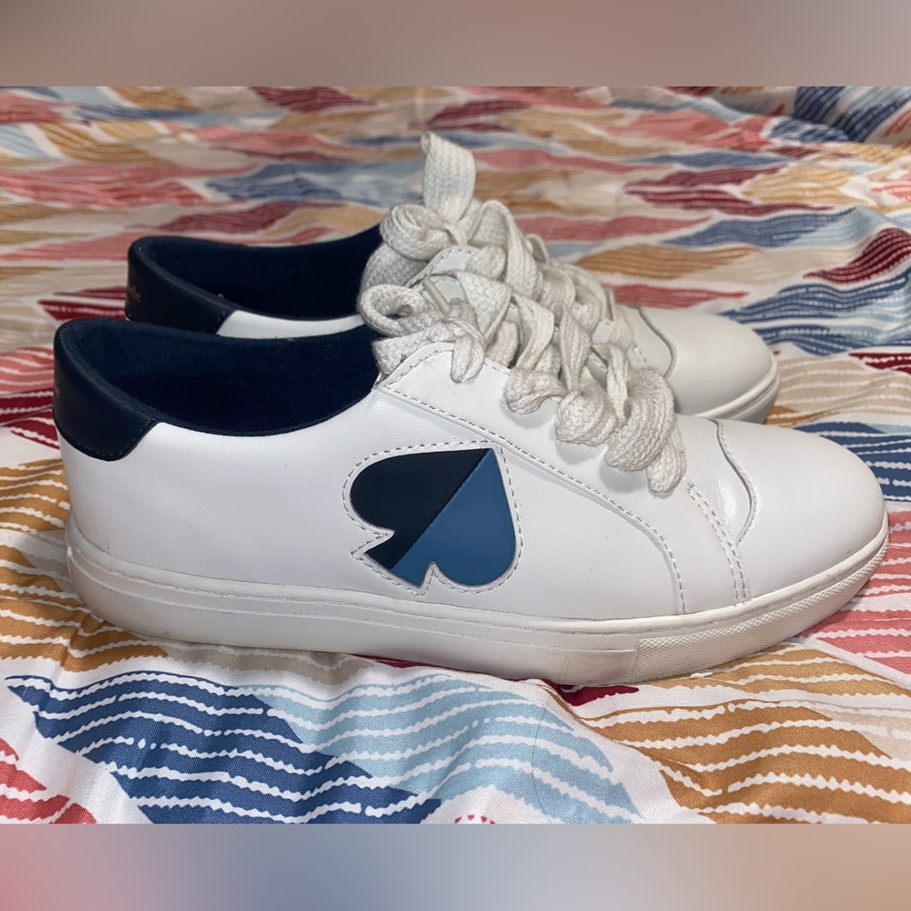 ✨Kate Spade Signature Fez Court Leather Low-top Sneaker✨